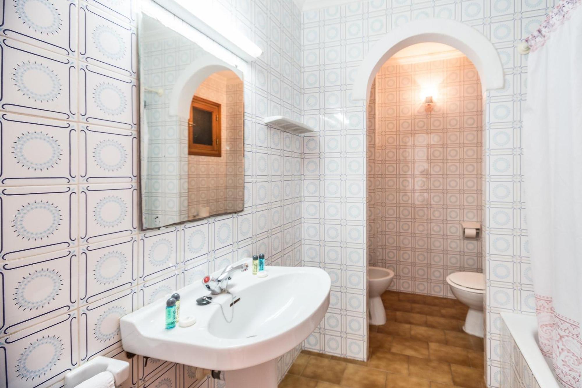 Apartamentos Orosol 2 By Typic Hotels San Antonio  Ruang foto