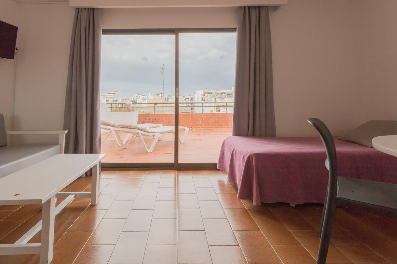 Apartamentos Orosol 2 By Typic Hotels San Antonio  Bagian luar foto