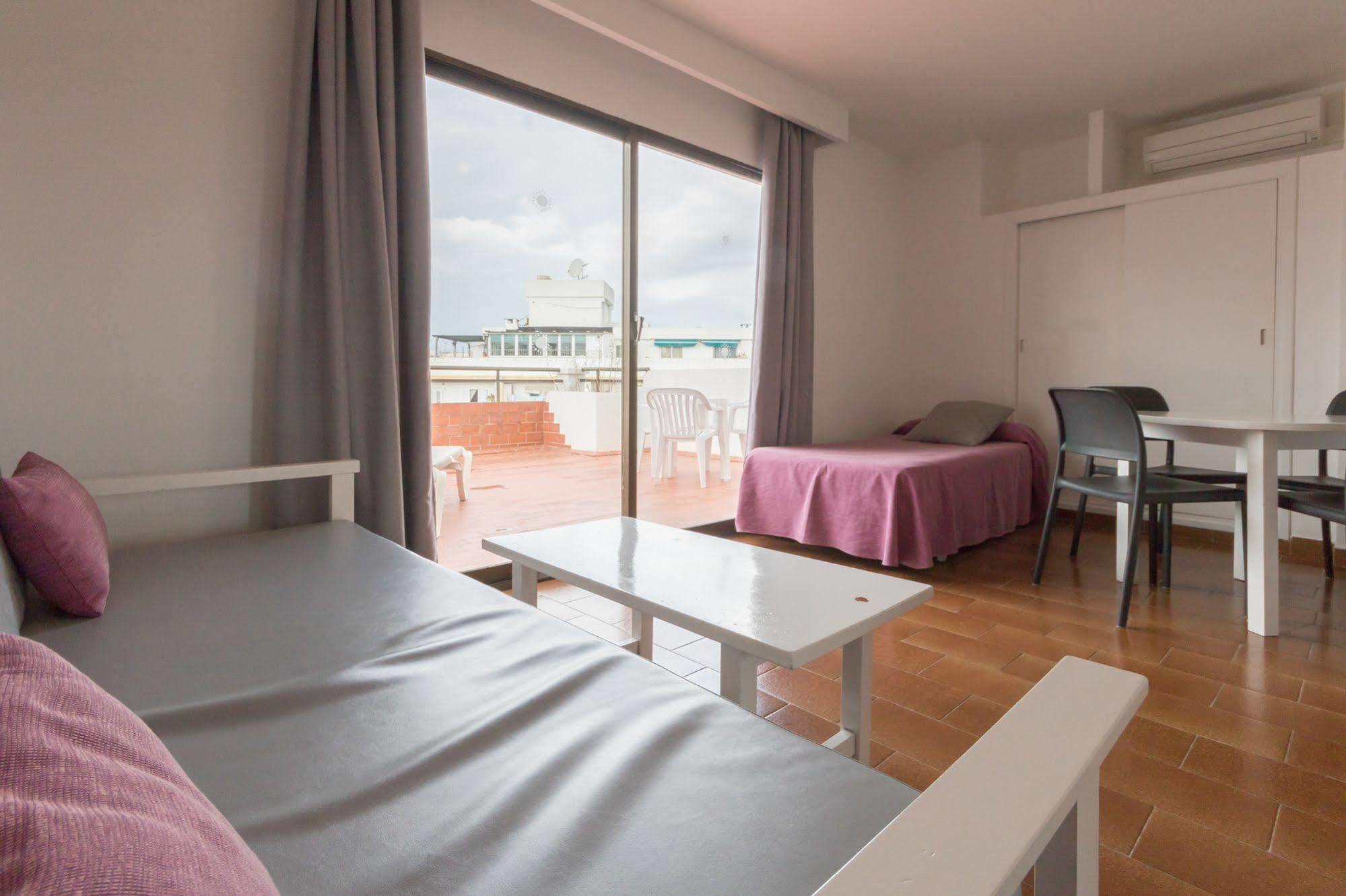 Apartamentos Orosol 2 By Typic Hotels San Antonio  Bagian luar foto