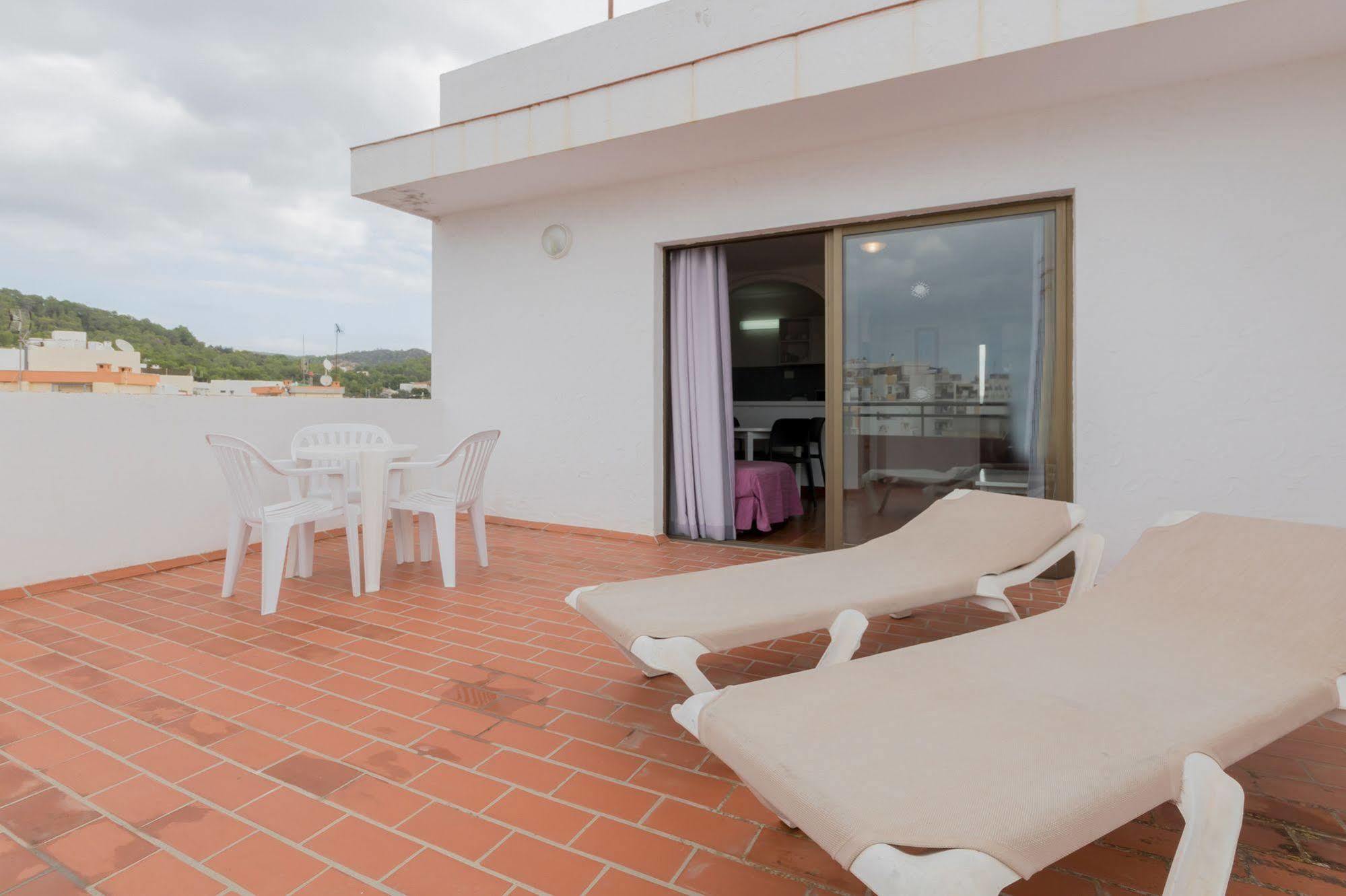 Apartamentos Orosol 2 By Typic Hotels San Antonio  Bagian luar foto