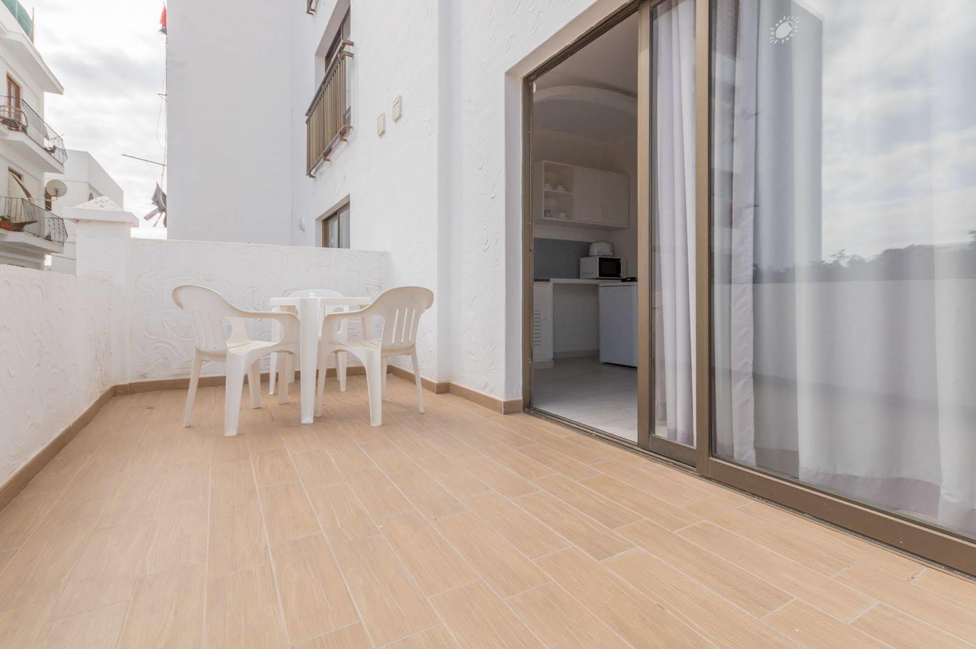 Apartamentos Orosol 2 By Typic Hotels San Antonio  Bagian luar foto